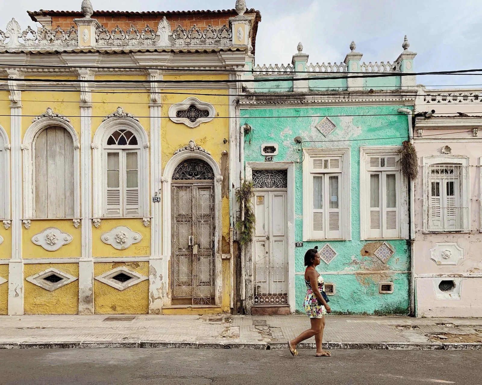 Souvenir de l’époque coloniale, ces bâtiments de la rue Direita de Santo Antônio, une des plus